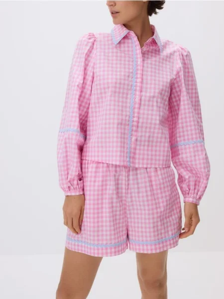 Reserved Pantaloni scurți în carouri roz-pastel roz