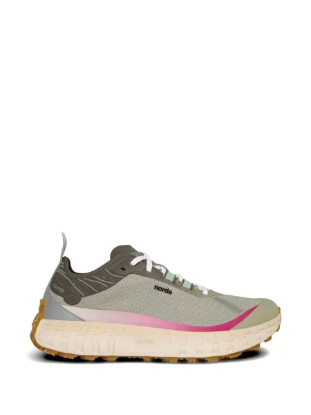 Sneakerși Norda