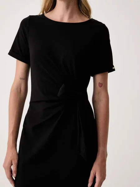DKNY сукня з