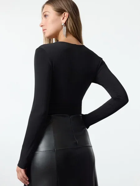 Trendyol Tricou body negru