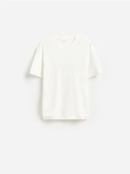 Reserved Tricou regular fit din structurat crem