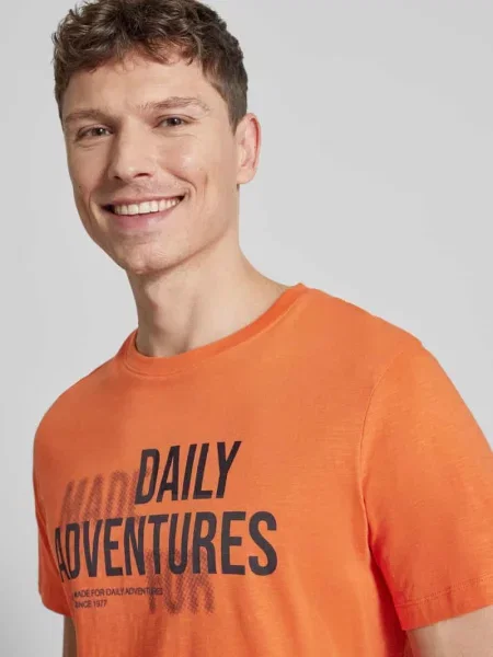 T-shirt o kroju regular fit z czystej bawełny Camel Active pomarańczowa