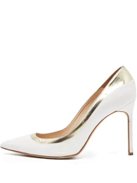 Pantofi cu toc Manolo Blahnik din piele alb