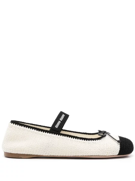 Balerini Miu Miu cu funde tricotate alb