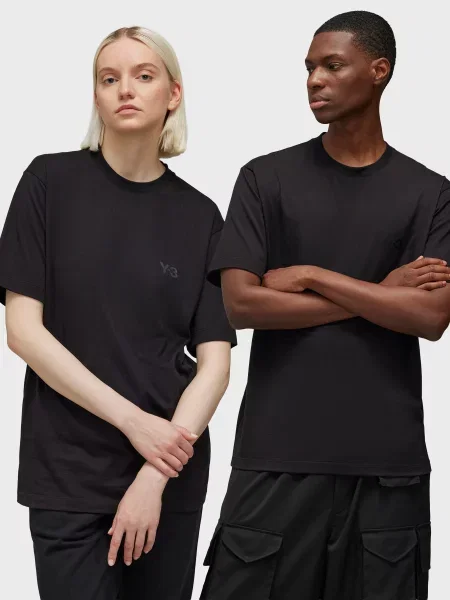 Футболка Adidas черная