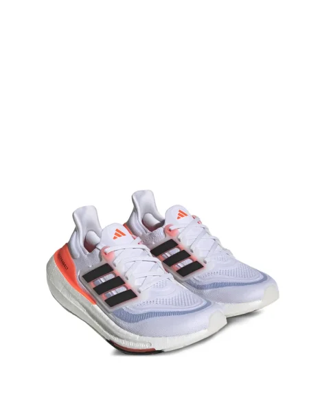 Sneakerși Adidas UltraBoost cu dungi de drumeție gri