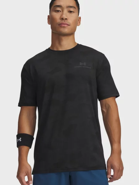 Футболка Under Armour з принтом чорна