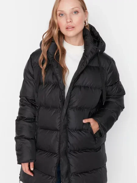 Geacă Trendyol negru