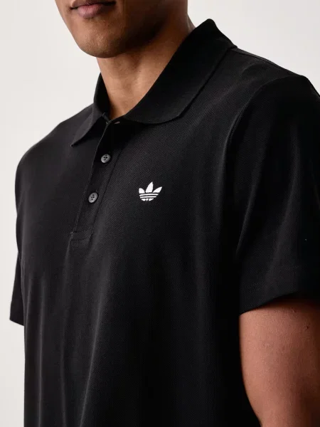 Adidas Originals тениска с яка мъжка от Trefoil Essentials черно