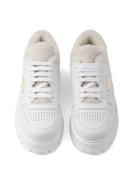 Bőr sneaker Prada fehér