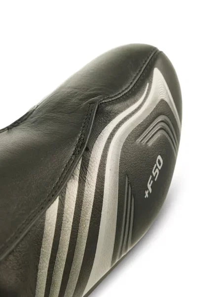 Pikowane skarpety Adidas w paski z nadrukiem niebieskie