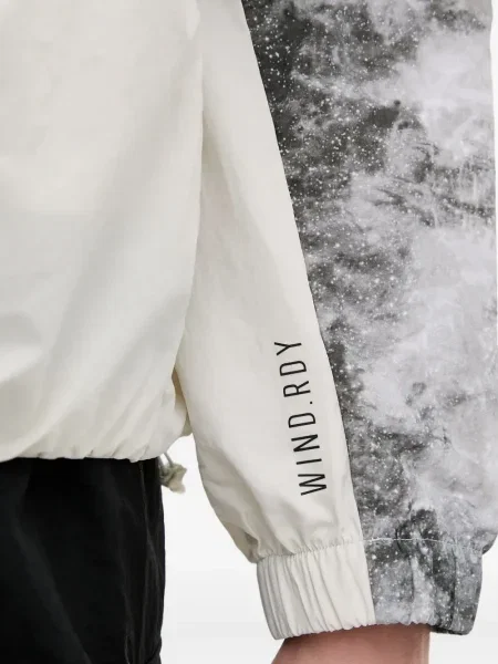 Маратонки Adidas Terrex с връзки на райета с дантела червено