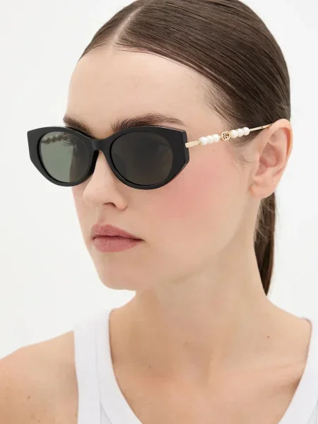 Слънчеви очила Gucci черно