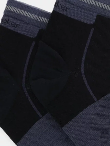 Шкарпетки з додаванням вовни Icebreaker Merino Run+ чорний