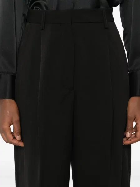 Pantaloni Thelatest plisate negru