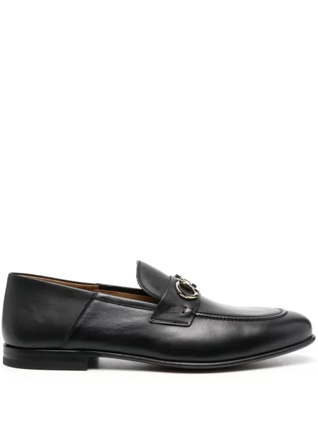 Pantofi loafer Ferragamo din piele cu cataramă negru