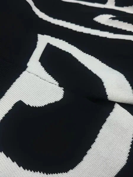 Pantaloni Haculla de lână cu imagine negru