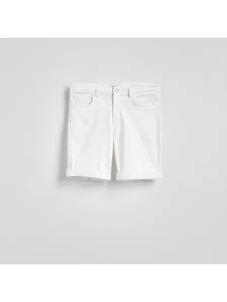 Reserved Džínové šortky slim fit bílá