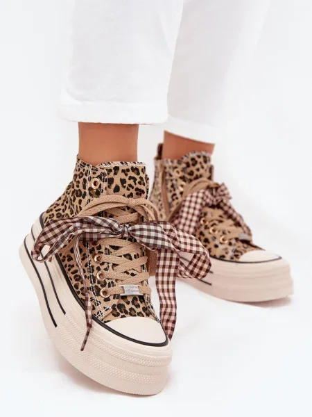 Superge Evento s platformo bela