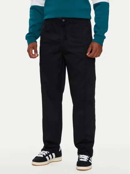 Adidas Pantaloni trening CS Chino negru