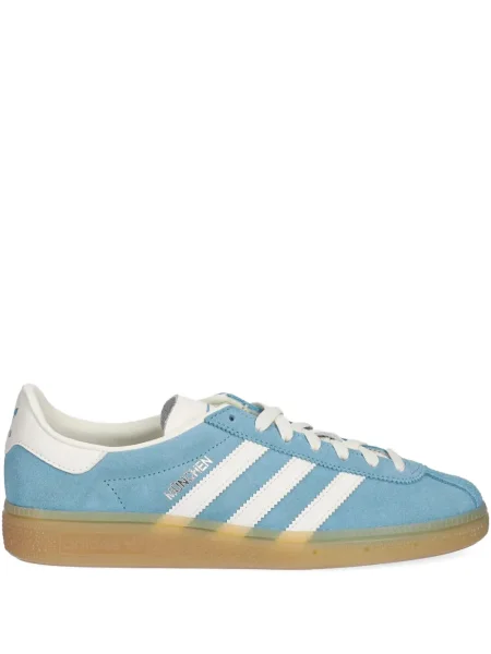 Pruhované slip on tenisky Adidas Campus s výšivkou bílé