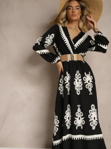 Kopertowa Sukienka z Wiskozą w Etniczny Wzór z Gumką i w Talii Tifissa czarna