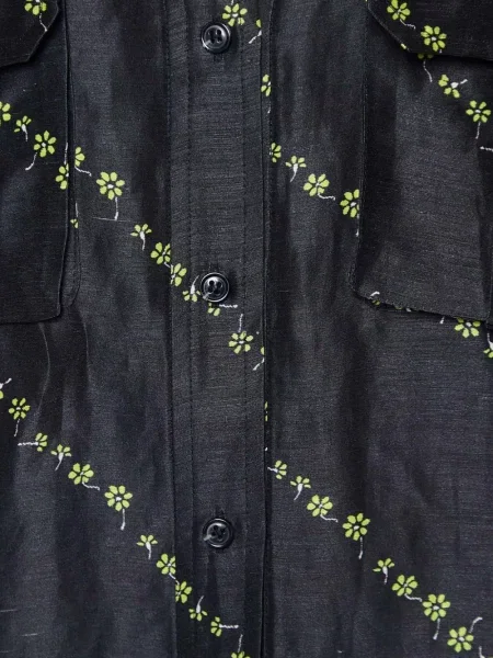 Риза Ganni на цветя с принт черно