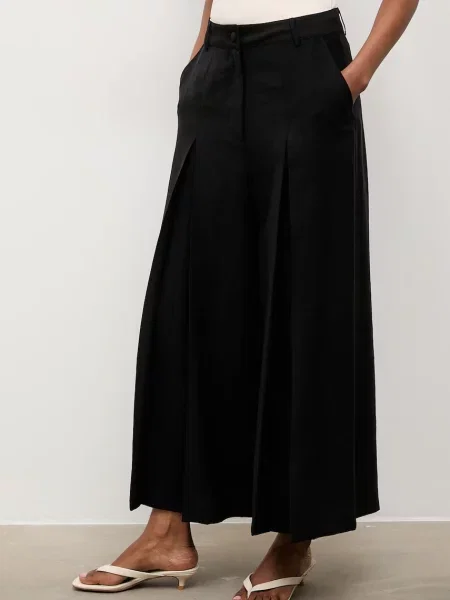 Answear.LAB pantaloni culottes pentru femei cu lyocell negru