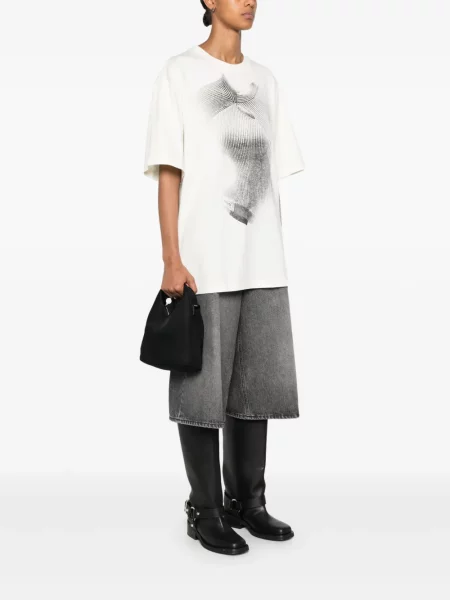 Klasikinis glaustinukė Mm6 Maison Margiela juoda
