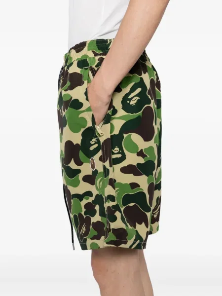Pantaloni scurți A Bathing Ape® cu imagine verde