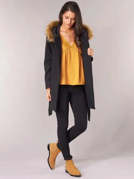 Palton Betty London negru