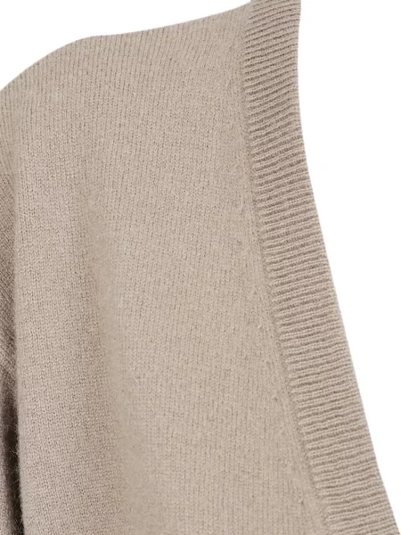 Кашмирен пуловер Extreme Cashmere с перли с V-образно деколте