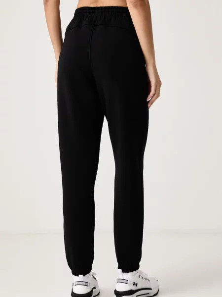 Spodnie Under Armour czarne
