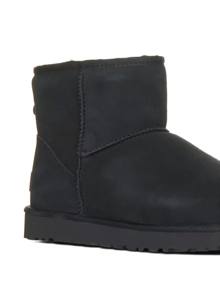Semišové klasické mini kotníkové boty Ugg černé