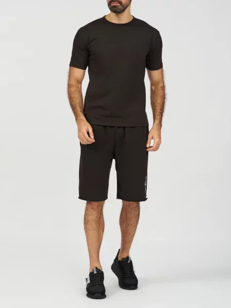 Футболка J.b4 Just Before чорна