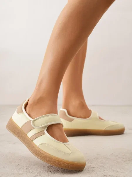 Teniși Pirel galbeni