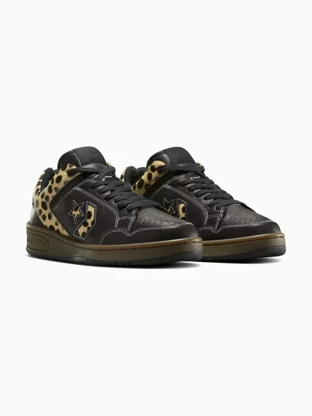 Кожаные кроссовки Converse черные