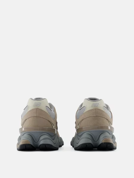 Кроссовки New Balance 990 бежевые