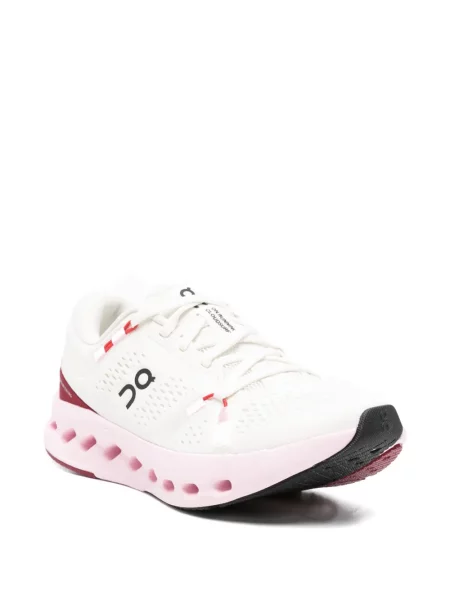 Sneakerși On alb