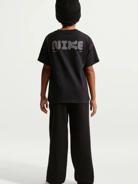 Nike футболка дитяча Sportswear Club