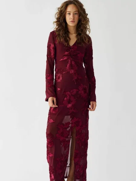 Noella Ruha Kameyella borvörös