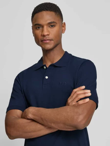 Koszulka polo o kroju slim fit z naszywanym logo Gap
