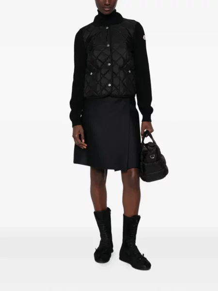 Matlasat geacă Moncler negru