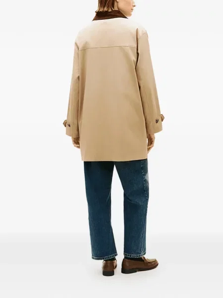 Płaszcz Tommy Hilfiger z kieszeniami zapinanymi na guziki