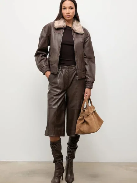 Шкіряна куртка Answear.LAB демісезонна коричневий