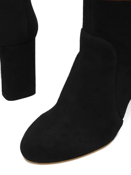 Botine Stuart Weitzman din piele de căprioară negru