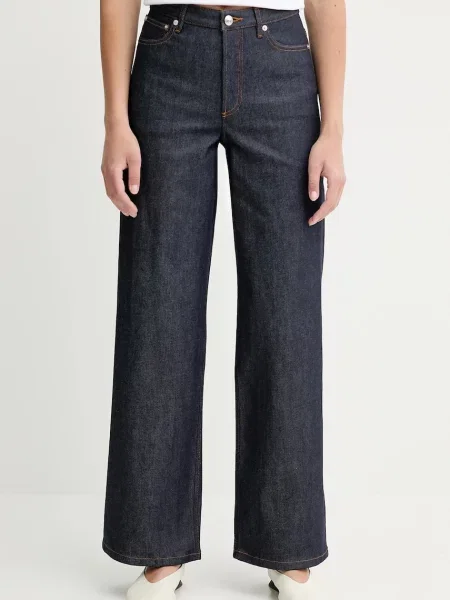 A.P.C. farmer jean elisabeth magas derekú