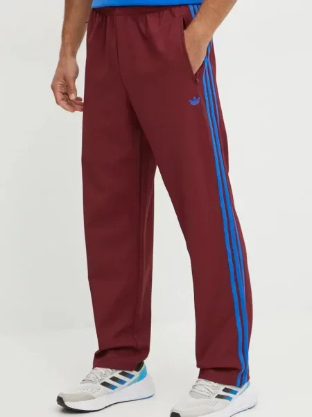 Спортен панталон adidas Originals Trackpant с апликация бордо