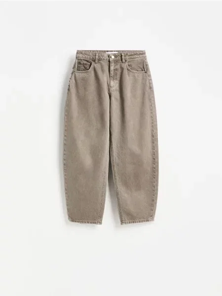 Reserved LADIES` JEANS TROUSERS cafeniu