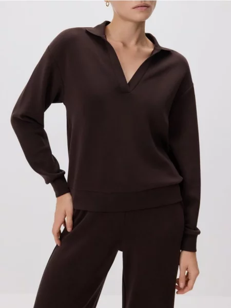 Reserved Світшот з модаллю темно коричневий